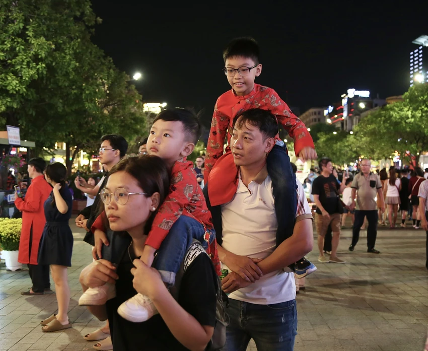 hoang-giang-tp.hcm-nguyen-hue-1.jpg