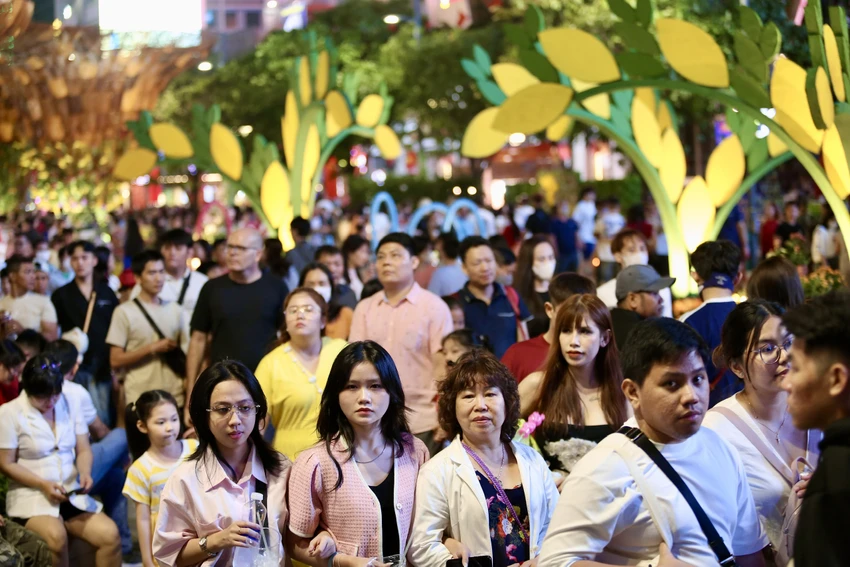 hoang-giang-tp.hcm-nguyen-hue.jpg
