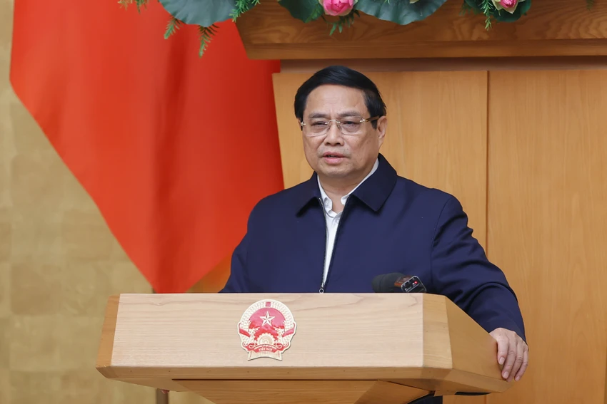 Thủ tướng phê bình 45 bộ, địa phương chậm gửi báo cáo các dự án tồn đọng, kéo dài