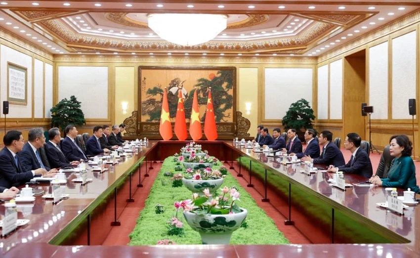 thu-tuong-pham-minh-chinh-tap-can-binh.jpg