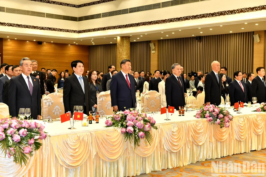 tiec-chieu-dai-tap-can-binh-2.jpg