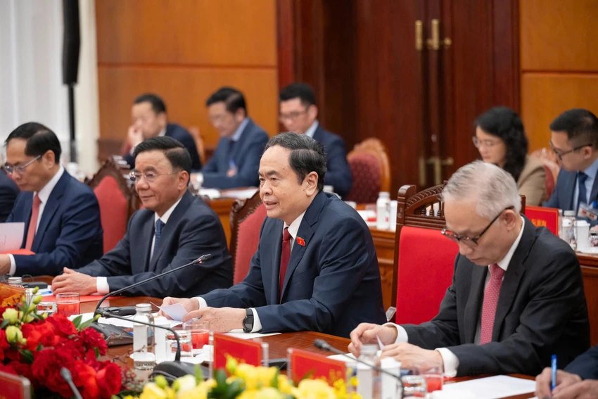 chu-tich-quoc-hoi-tran-thanh-man-tap-can-binh-2.jpg