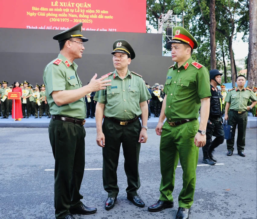 cong-an-tp-hcm-xuat-quan-bao-dam-an-ninh-trat-tu-dai-le-30-4-3.jpeg