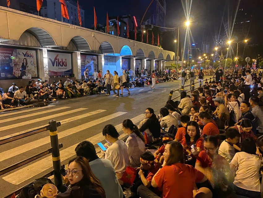 bao-phuong-tong-duyet-2.jpg