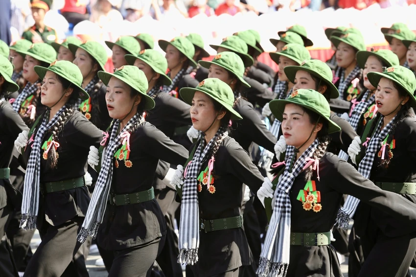 du-kich-mien-nam-giang.jpg