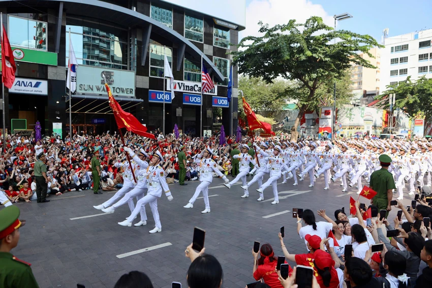 duong-nguyen-hue-nguyet-nhi-3.jpg