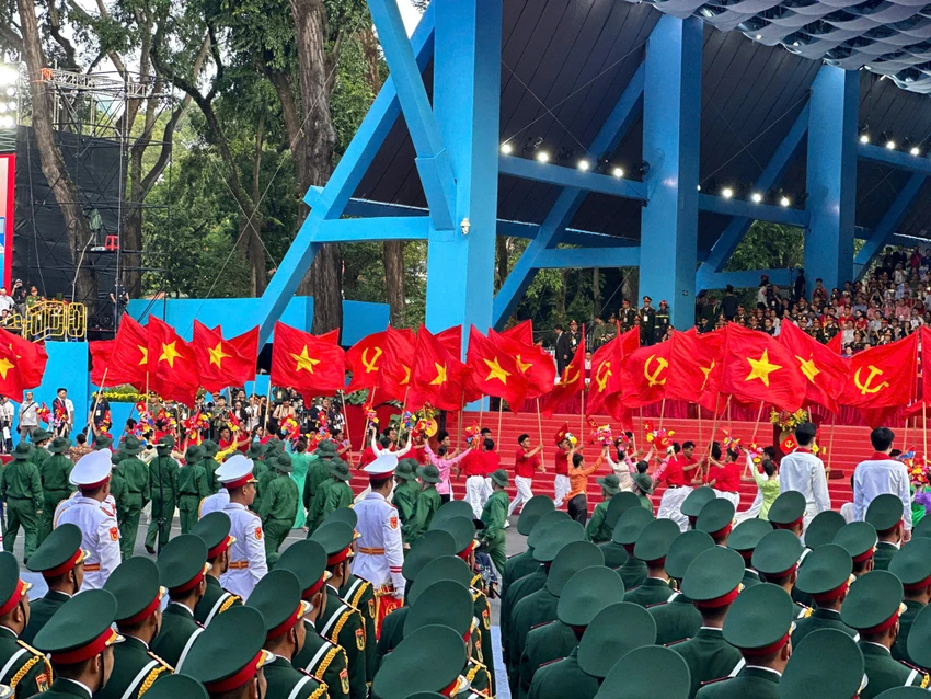 Khai-mac-tong-duyet-le-thoa-6.jpg