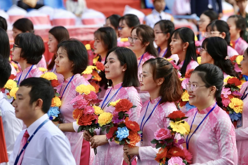 khoi-quan-chung-3-giang.jpg