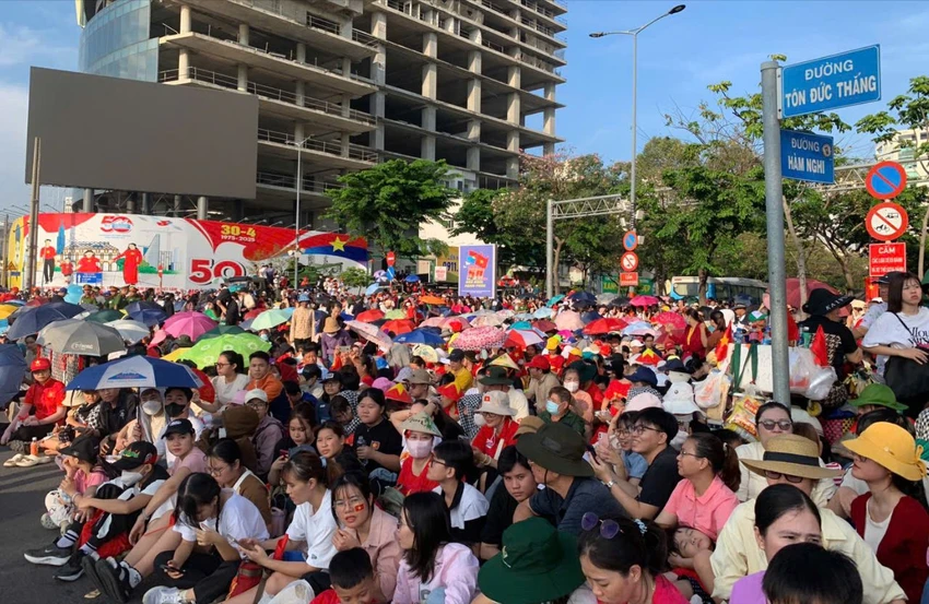 Thanh-tuyen-nguyen-hue-1.jpg