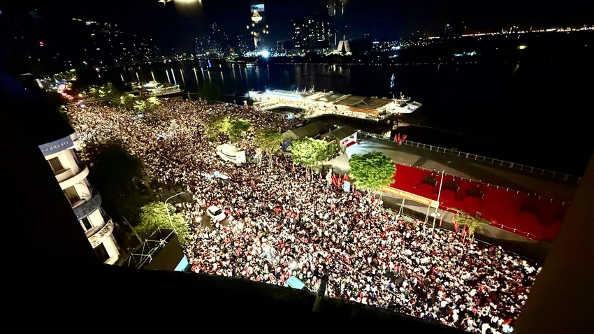vo-tung-nguyen-hue.jpg