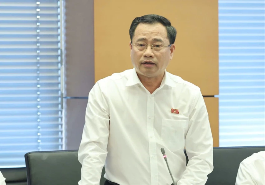 1-vu-an-pha-san-co-khi-keo-dai-10-nam-le-thanh-phong.jpg