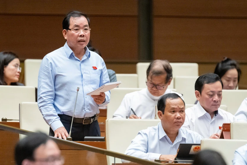 nguyen-quang-huan.jpg