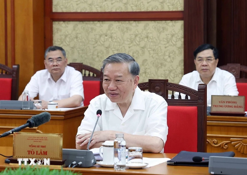 tong-bi-thu-to-lam-chu-tri-cuoc-hop-ban-bi-thu-ve-gop-y-du-thao-sua-doi-hien-phap-2013-8029968-7.jpg