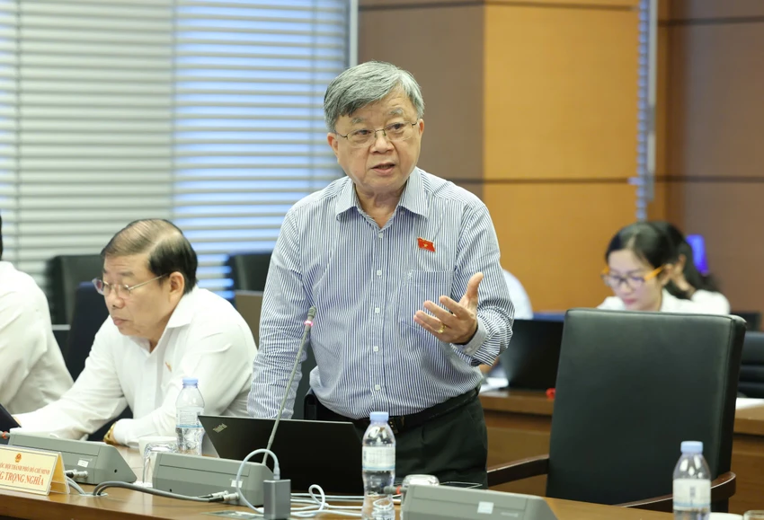 kien-nghi-bo-truong-chu-tich-tinh-vi-hanh-xem-can-bo-doi-xu-voi-dan-the-nao-truong-trong-nghia.jpg