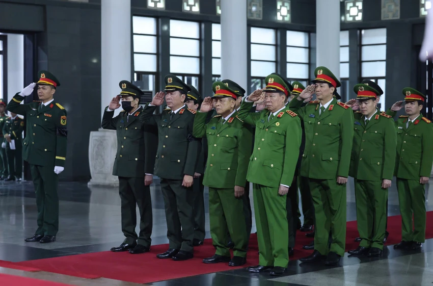 cac-doan-vao-vieng-nguyen-ctn-tran-duc-luong-6.jpg