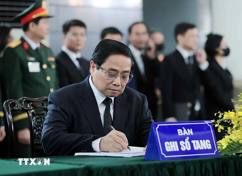 lanh-dao-dang-nha-nuoc-ghi-so-tang-tien-biet-nguyen-chu-tich-nuoc-tran-duc-luong-pham-minh-chinh.jpg