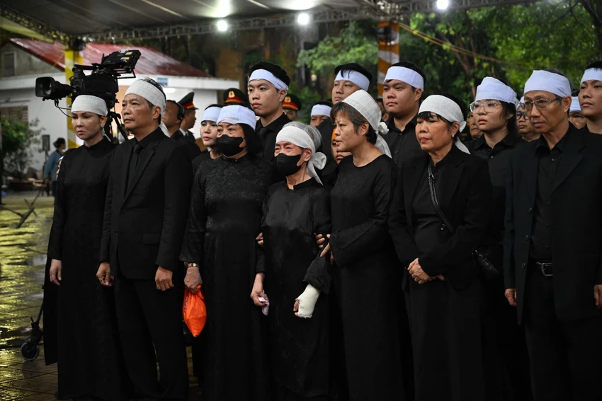 le-quoc-tang-nguyen-chu-tich-nuoc-tran-duc-luong-3.jpg