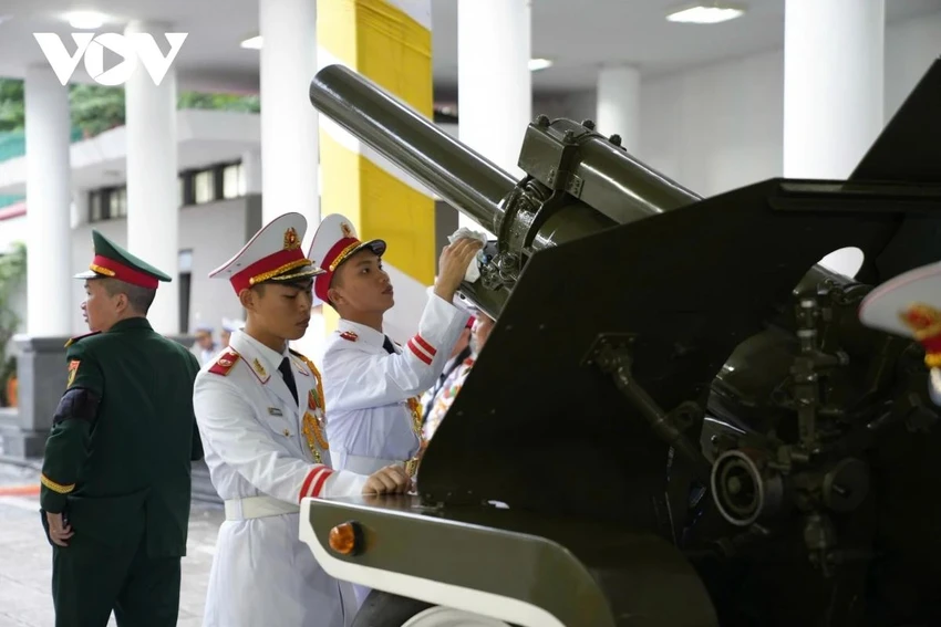 2-nguyen-chu-tich-nuoc-tran-duc-luong.jpg
