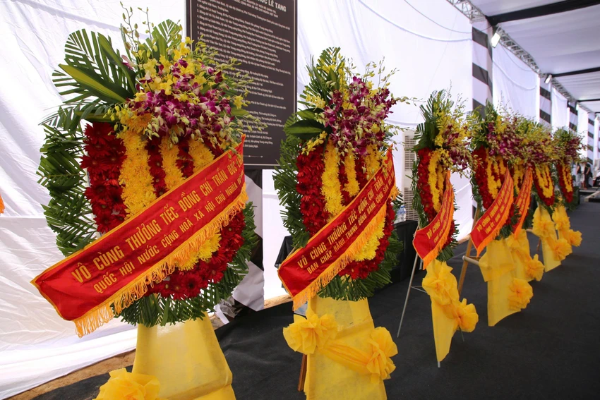 ben-trong-khu-vuc-tang-le-nguyen-chu-tich-nuoc-tran-duc-luong-3.jpg