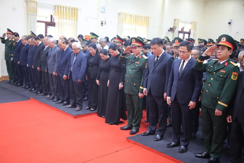 nghi-le-truy-dieu-nguyen-chu-tich-nuoc-tran-duc-luong-quang-ngai-3.jpg