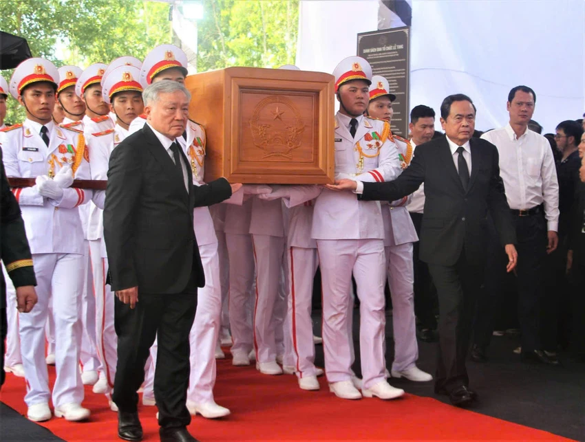 nguyen-chu-tich-nuoc-tran-duc-luong-2.jpg