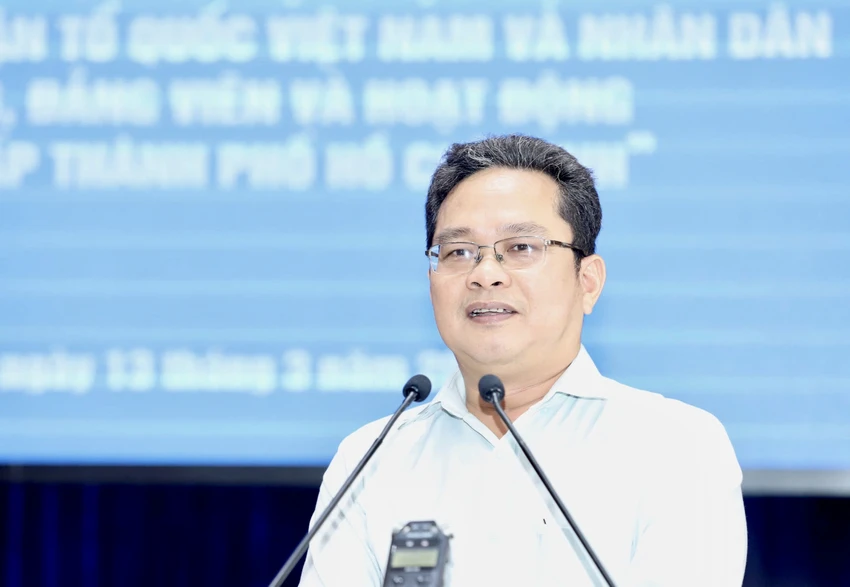 can-bo-mat-tran-ban-linh-de-noi-len-tieng-noi-cua-dan-Pham-Minh-Tuan-MTTQ-TP.HCM.jpg