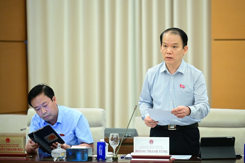 bo-noi-vu-157-xa-sau-sap-xep-chua-bao-dam-dinh-huong-tieu-chuan-hoang-thanh-tung.jpg