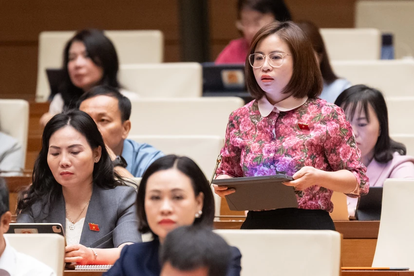 'Chạm đến sâu thẳm tình cảm và trái tim của cán bộ, công chức chịu tác động do sáp nhập tỉnh'
