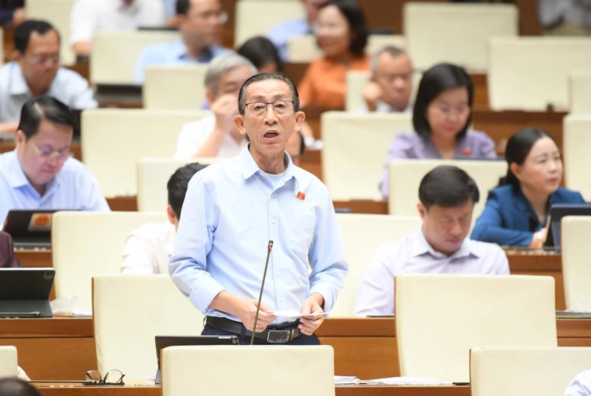 Cham-den-sau-tham-tinh-cam-va-trai-tim-cua-can-bo-cong-chuc-chiu-tac-dong-do-sap-nhap-TRAN-HOANG-NGAN.JPG