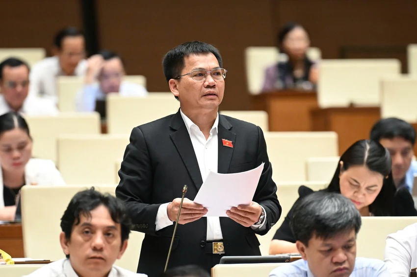 ham-den-sau-tham-tinh-cam-va-trai-tim-cua-can-bo-cong-chuc-chiu-tac-dong-do-sap-nhap-duong-khac-mai.jpg