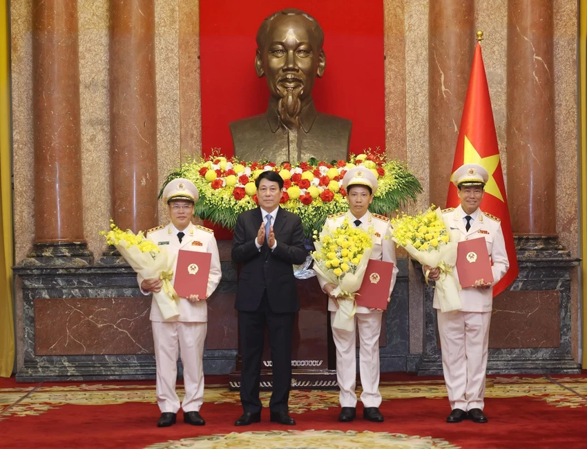 3 thứ trưởng Bộ Công an được thăng cấp bậc hàm thượng tướng