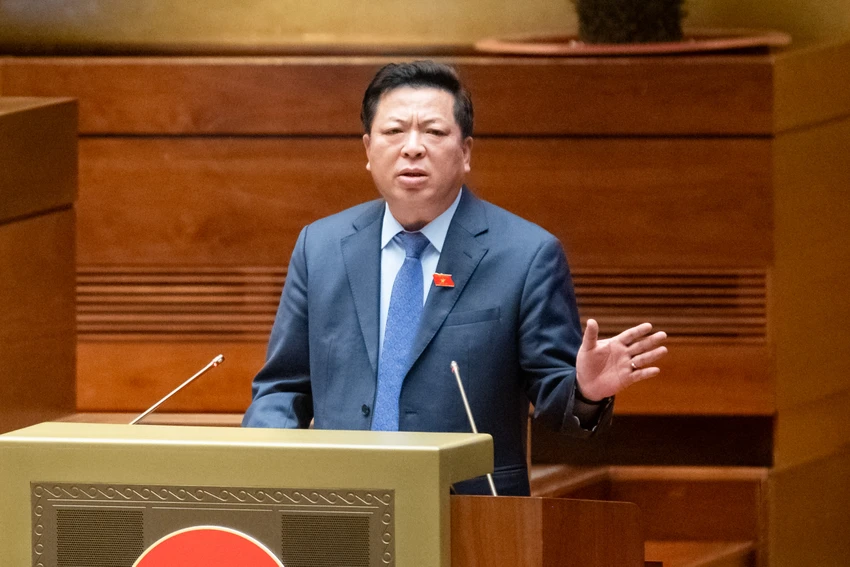 khong-co-chuyen-du-an-duong-sat-bi-ban-chuyen-nhuong-cho-nuoc-ngoai-tran-hong-minh.jpg