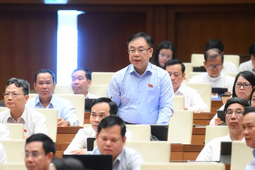 nguyen-cong-long.jpg