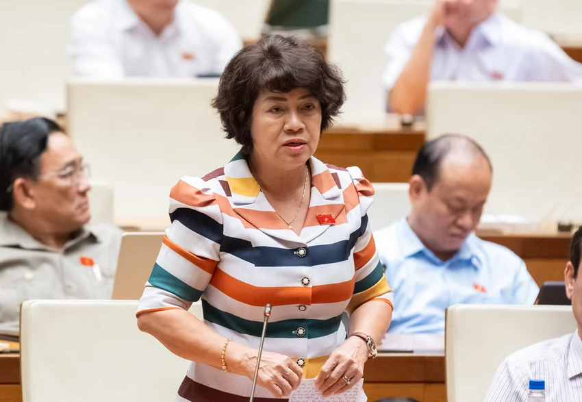 nguyen-thi-le-thuy.jpg