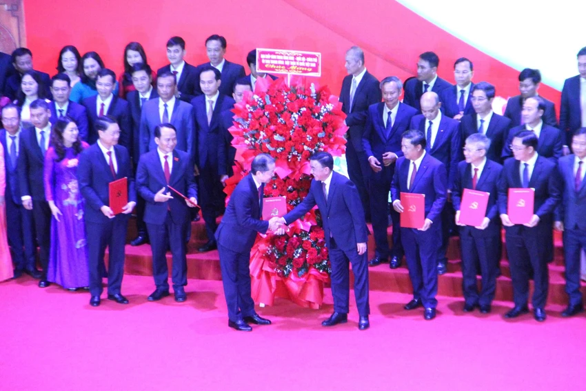 lanh-dao-da-nang.jpg