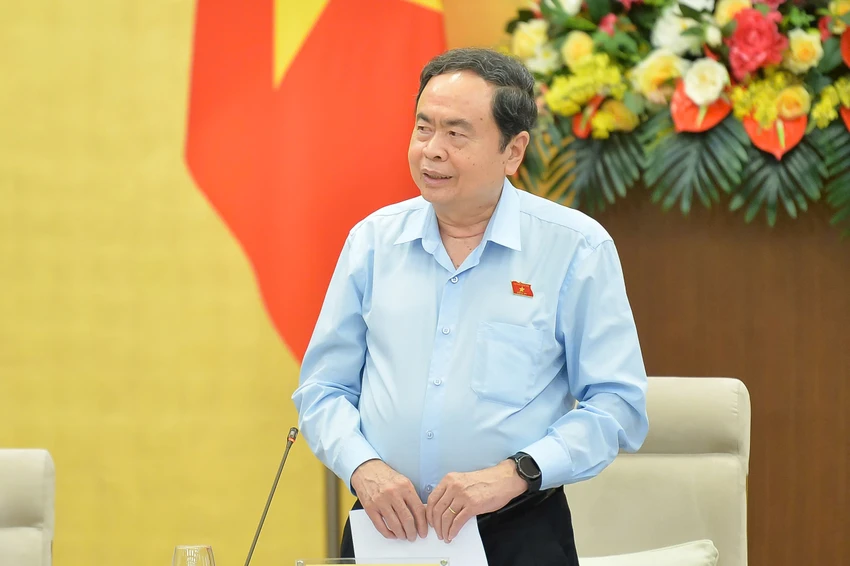 chu-tich-quoc-hoi-cong-tac-nhan-su-phai-lam-chat-che-khach-quan-tran-thanh-man.jpg