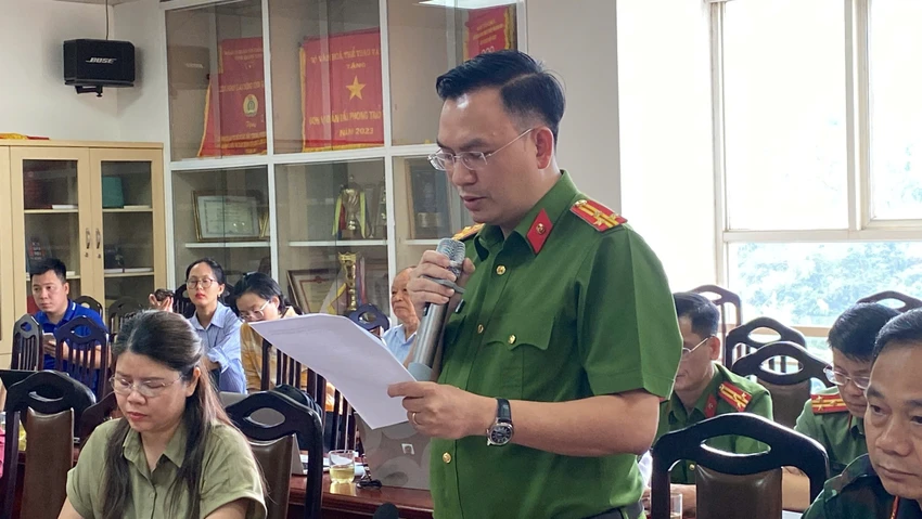 2-hop-bao-lat-tau-vinh-ha-long.jpg