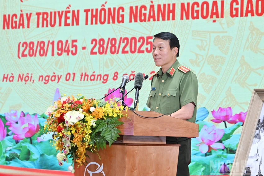 tong-bi-thu-to-lam-du-gap-mat-dai-bieu-bo-quoc-phong-bo-cong-an-va-bo-ngoai-giao-6.jpg