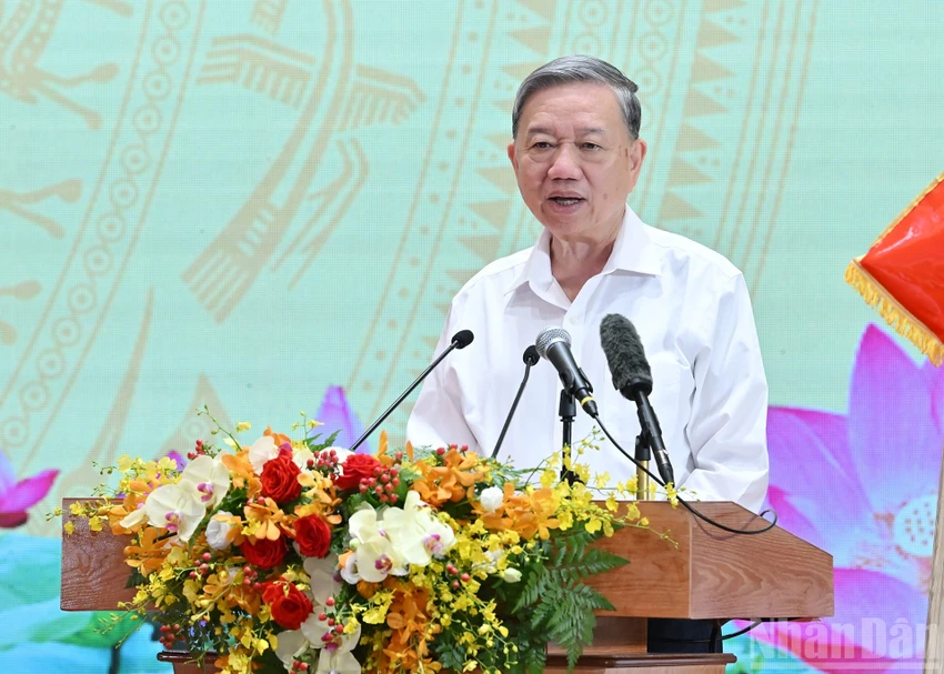 tong-bi-thu-to-lam-du-gap-mat-dai-bieu-bo-quoc-phong-bo-cong-an-va-bo-ngoai-giao-7.jpg