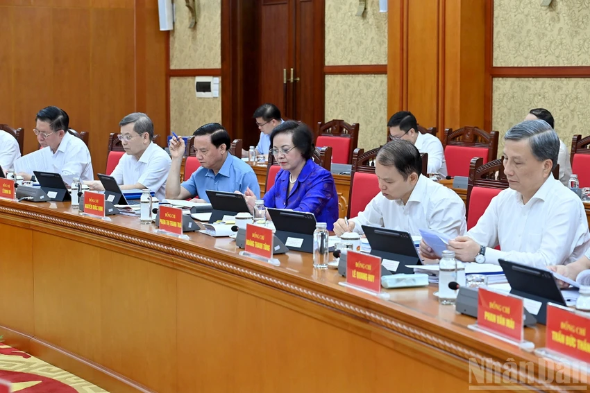 tong-bi-thu-to-lam-ra-soat-khong-bo-sot-kho-khan-vuong-mac-do-quy-dinh-cua-phap-luat-.jpg