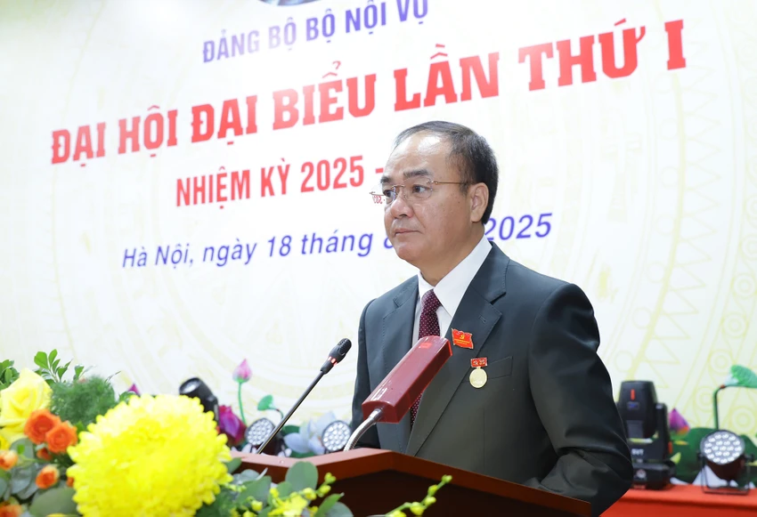 ca-nuoc-sap-xep-tinh-gian-gan-90-000-can-bo-cong-chuc-vien-chuc.jpg