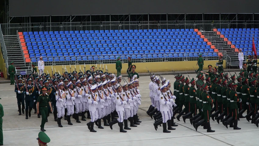 tap-luyen-trươc-gio-G-4.jpg