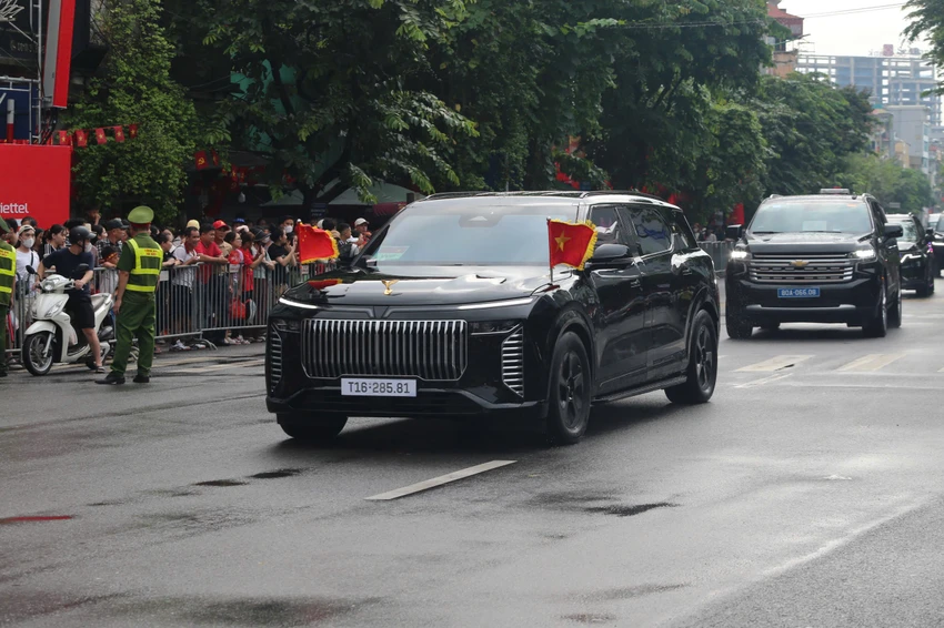 A80-dai-le-dieu-binh-dieu-hanh-anh-ngoc-5.jpg