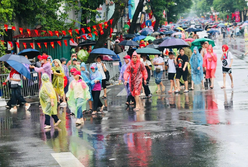 A80-dai-le-dieu-binh-dieu-hanh-anh-ngoc-9.jpg