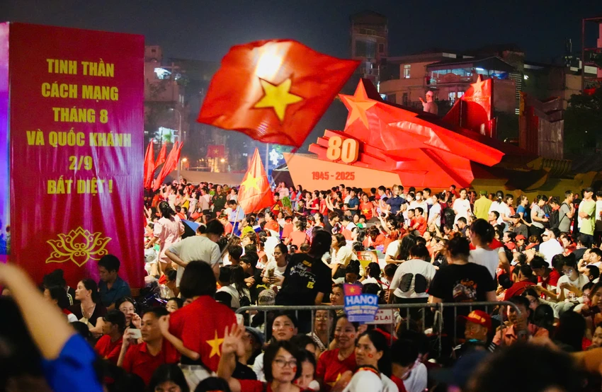 A80-dai-le-dieu-binh-dieu-hanh-phi-hung-hung-vuong-1.jpg