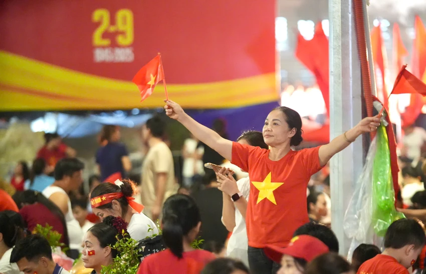 A80-dai-le-dieu-binh-dieu-hanh-phi-hung-hung-vuong-4.jpg