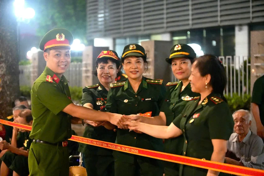 A80-dai-le-dieu-binh-dieu-hanh-PHI-HUNG-LUONG-KHO-6.jpg