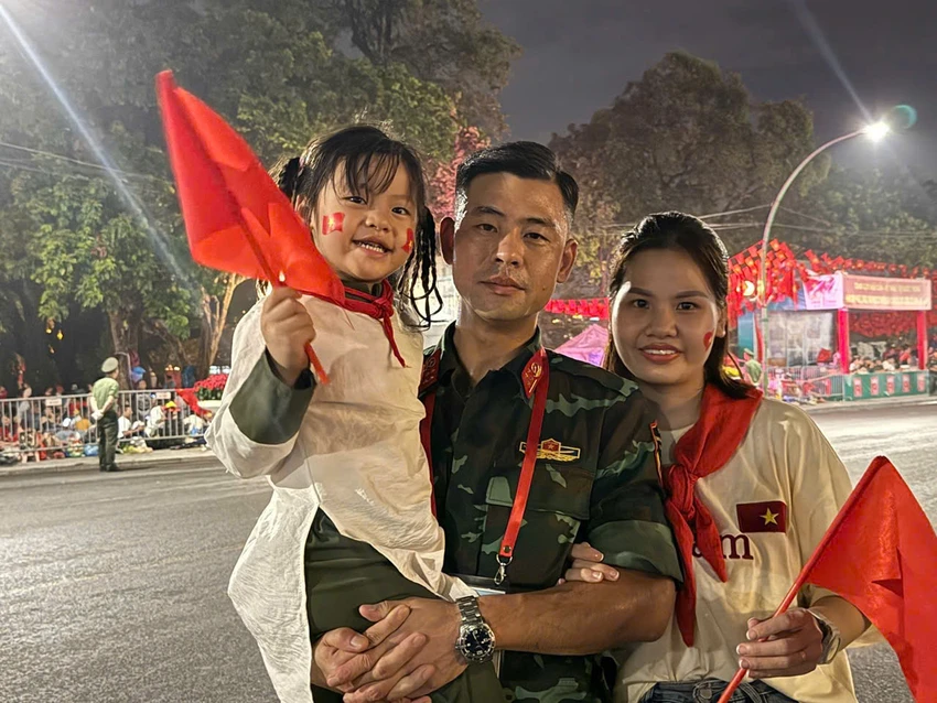 A80-dai-le-dieu-binh-dieu-hanh-phi-hung-quan-y-2.jpg
