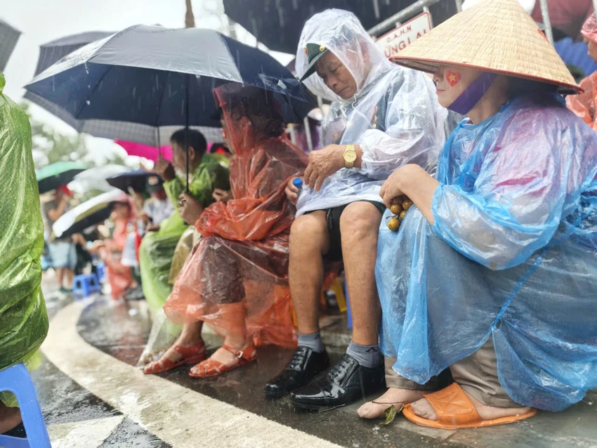 A80-dai-le-dieu-binh-dieu-hanh-trong-phu-1.jpg
