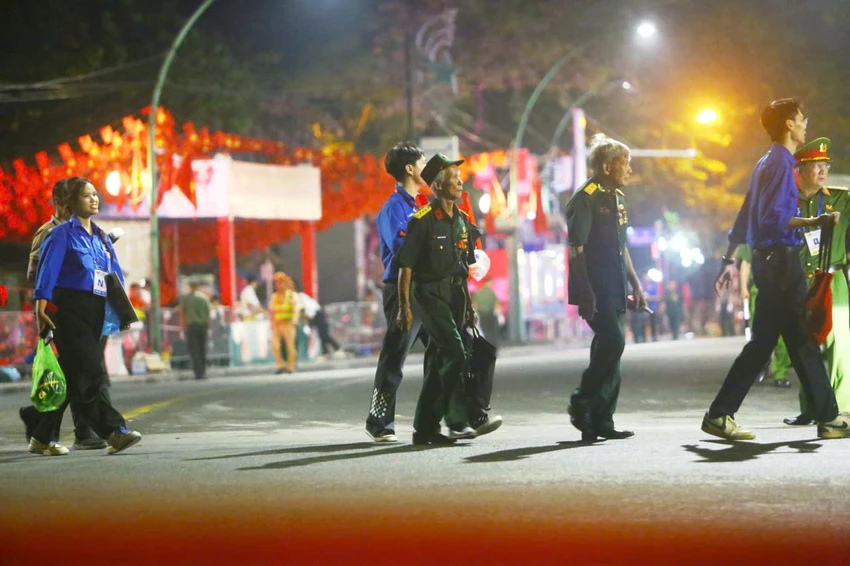 a80-dieu-binh-dieu-hanh-ccb-phi-hung.jpg